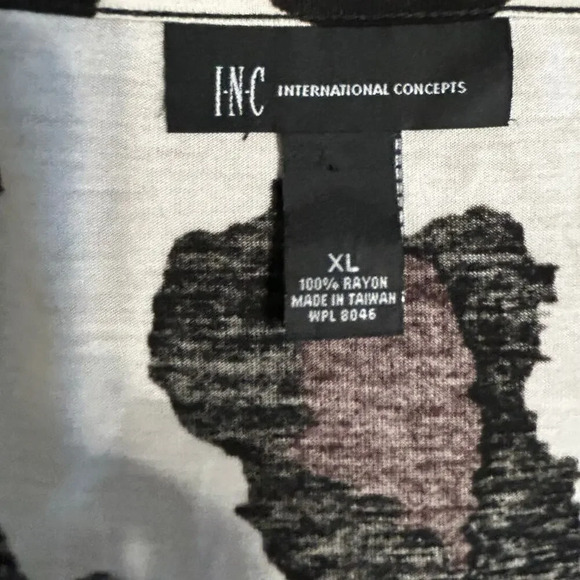 INC Leopard Print V-Neck 3/4 Sleeve Top Size XL  Ruched Animal Cream Neutral - Picture 3 of 5